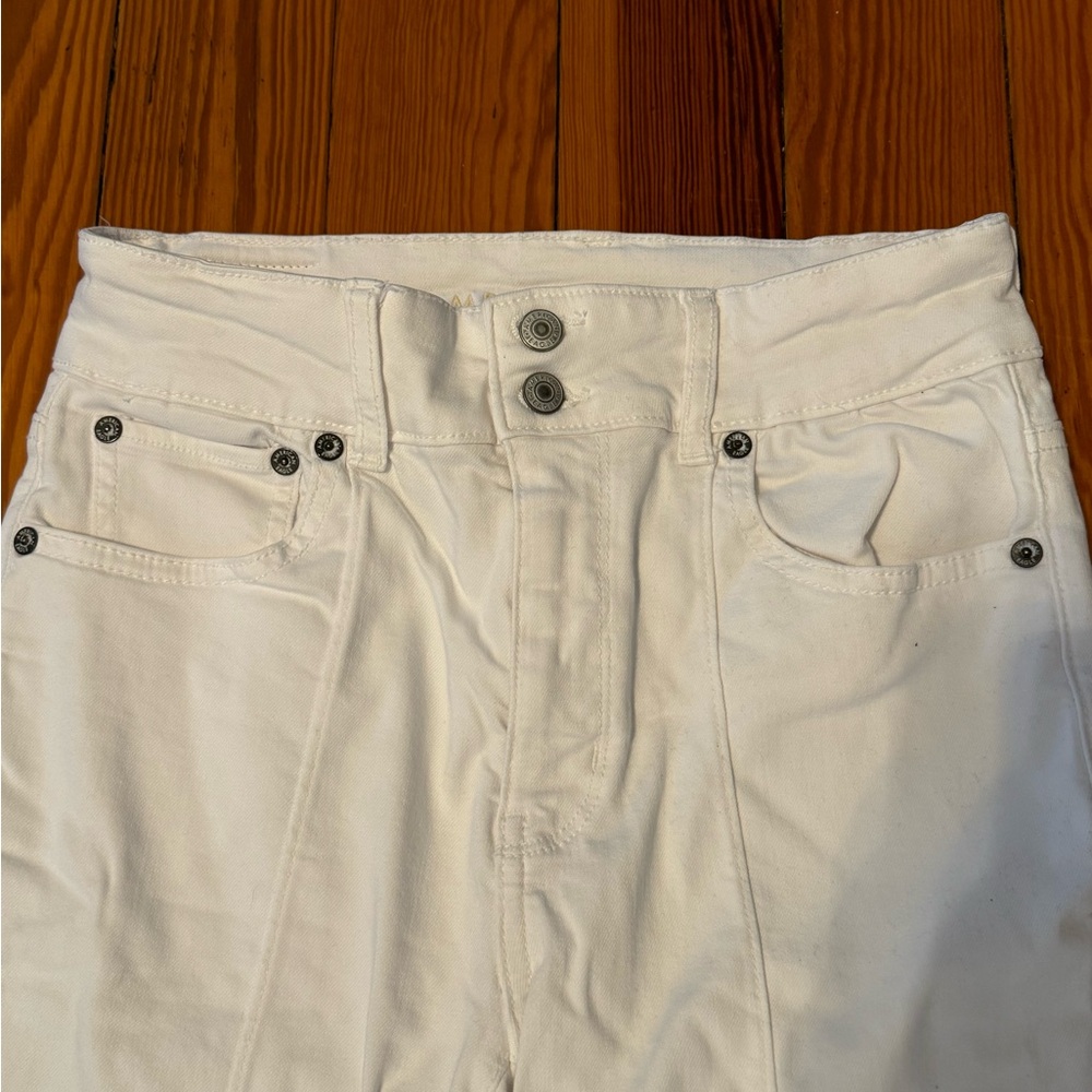 American Eagle Outfitters White Flare Wide Leg Jeans - Picture 3 of 6